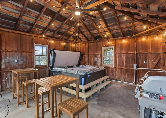 Charming 1932 Craftsman - The Bohannon House
