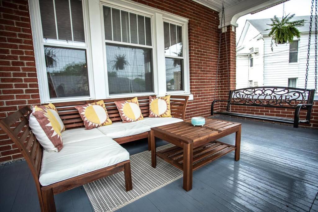 Charming 1932 Craftsman - The Bohannon House Hébergement de vacances *