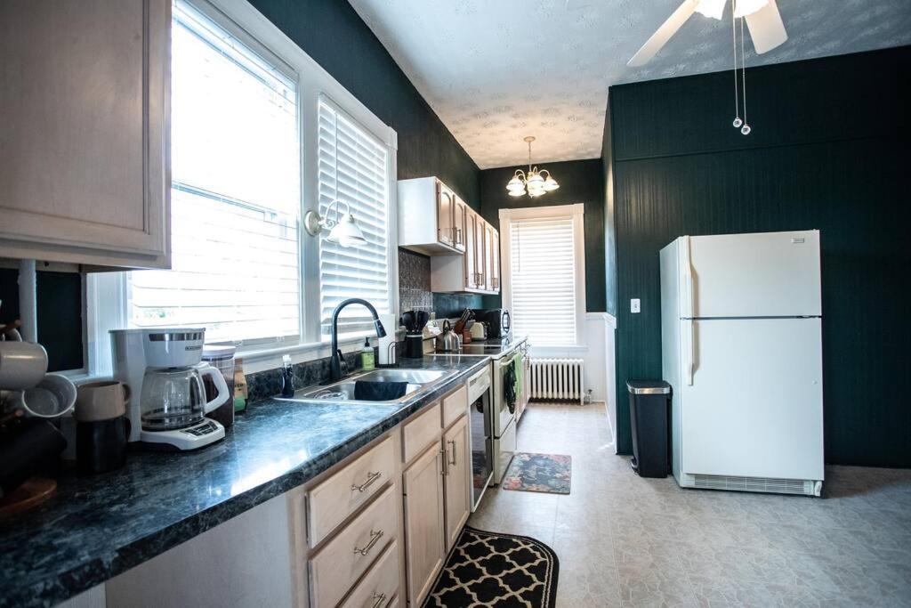 Charming 1932 Craftsman - The Bohannon House Luray